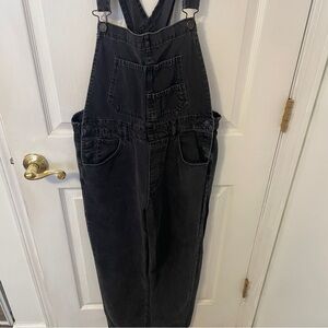 FREE PEOPLE we the free black overalls size small